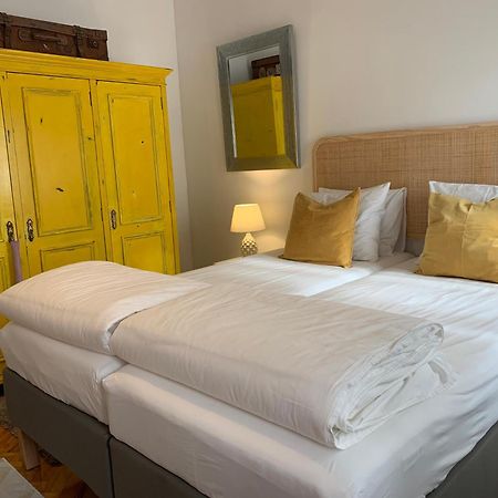 Beautiful Private Room Next To Lisbon - New Paço de Arcos Exterior foto