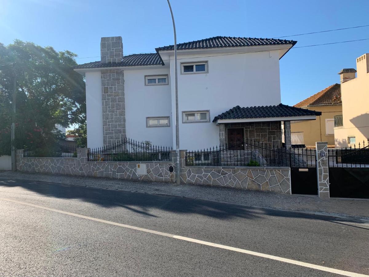 Beautiful Private Room Next To Lisbon - New Paço de Arcos Exterior foto
