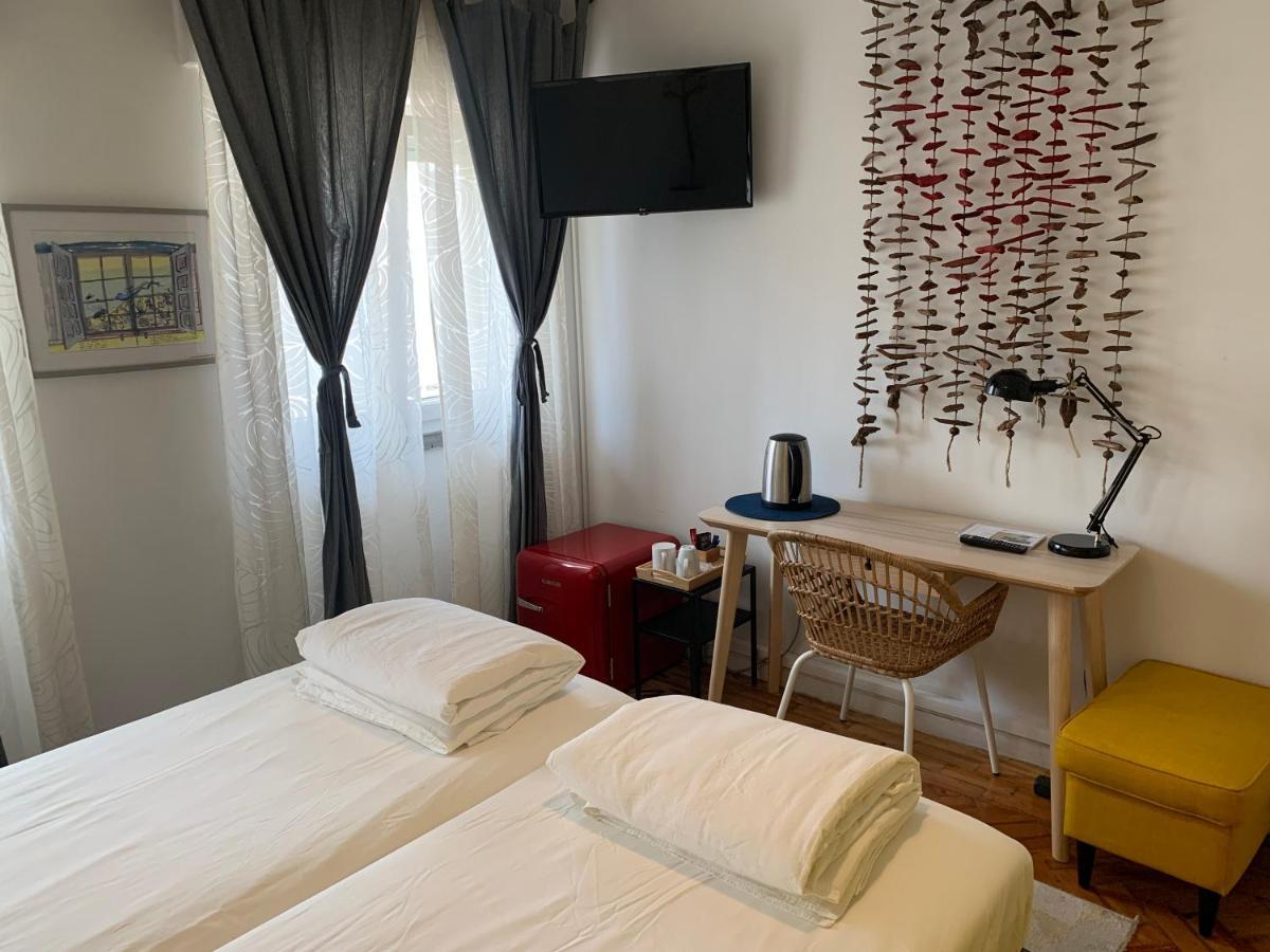 Beautiful Private Room Next To Lisbon - New Paço de Arcos Exterior foto
